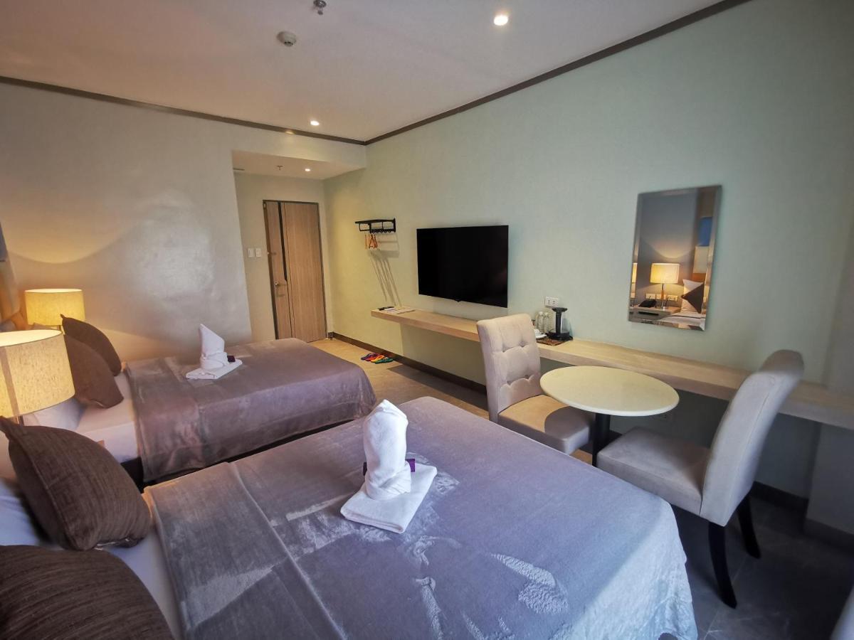 Yes Hotel Pandi Bulacan מראה חיצוני תמונה