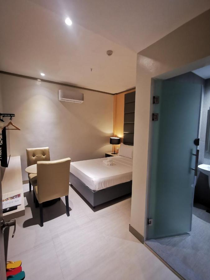 Yes Hotel Pandi Bulacan מראה חיצוני תמונה