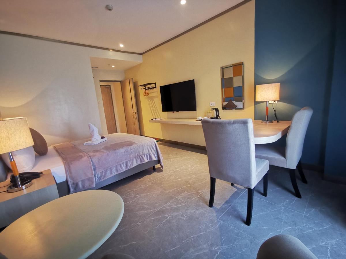Yes Hotel Pandi Bulacan מראה חיצוני תמונה
